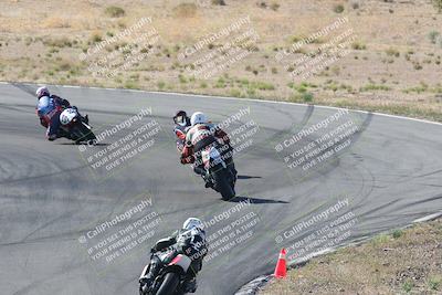 media/Apr-20-2025-AHRMA (Sun) [[393a79c373]]/Race/Group 11 early race/Turn 4b/